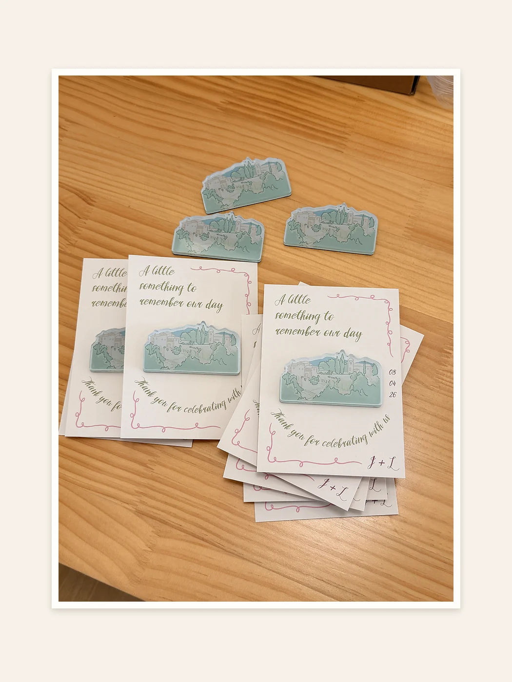 Green garden venue favors arranged for wedding guests