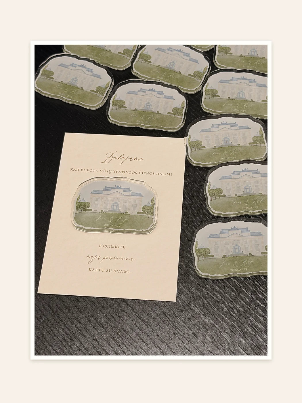Light manor wedding favor set